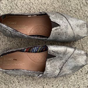 TOMS Women's Silver Slip On Shoes Size 10